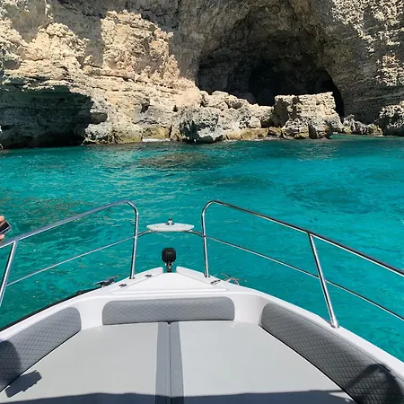 Botel Bluline21 Open Speedboat Private Charters Sliema